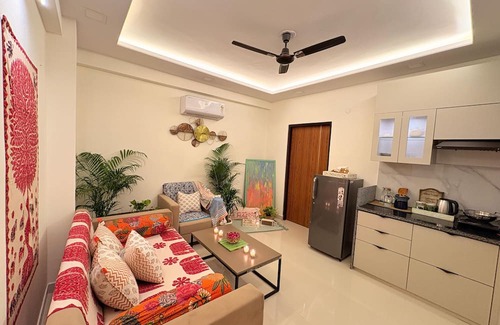 Sanganer Apartment | Couple Canvas—Luxurious 1-BHK Peaceful Apartment