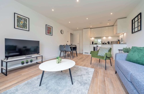 Gravesend Apartment | Stylish 2BR Apartment at Trinity Point, Gravesend