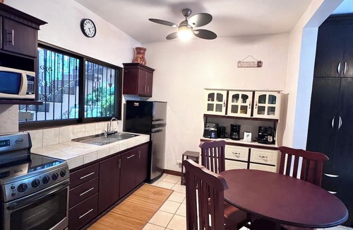 Santa Barbara Condo | Sea Heaven Ground Floor Studio