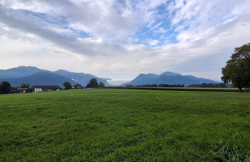 Aschau im Chiemgau Condo | 5 minutes from the train station 1 room apartment in a quiet location