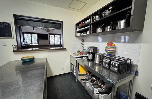Iida Ski Chalet | Spacious 5-bedroom ski-in chalet—perfect for families and friends.