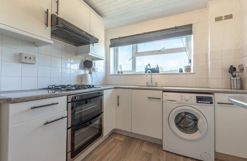 Newcastle-Under-Lyme Apartment | Simple Comforts: 2BR Flat with Free Parking in Newcastle-under-Lyme