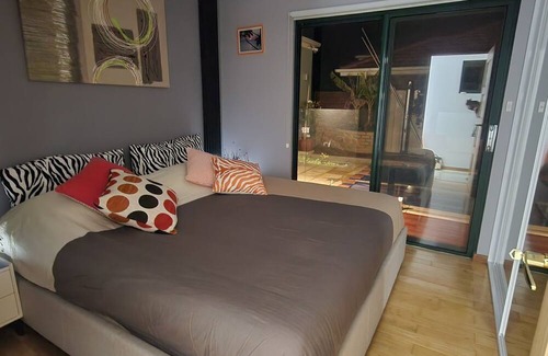 Nangkita House | FIJI Room with POOL + SPA + SAUNA + Activities