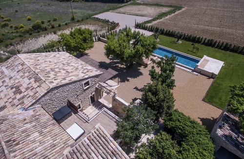 Vaison-la-Romaine House | DOMAINE 5* SPA SAINT QUENIN®️30PERS-CLIMATISATION-HEATED POOL-JACUZZI-SAUNA