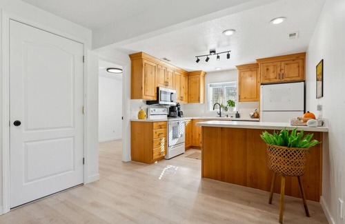 Logan Apartment | Casa Cliffside Zone 2