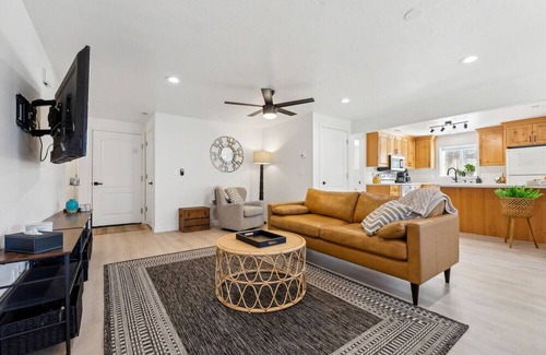 Logan Apartment | Casa Cliffside Zone 2