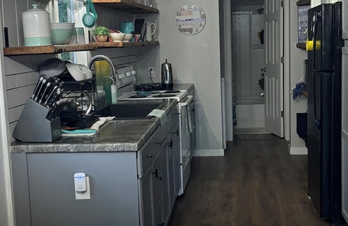 Lakeview House | Gorgeous 3-bedroom house with lake access and boat.