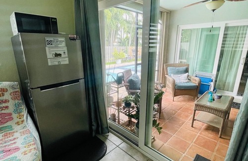 Pembroke Pines House | Charming 1-bedroom studio in welcoming Pembroke Pines with your own pool