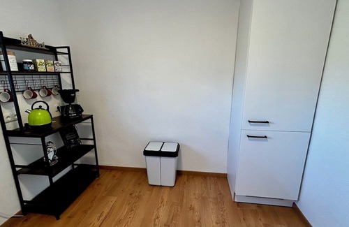 Alheim Apartment | Quiet and naturally situated vacation apartment - Little Red Riding Hood with 3 bedrooms
