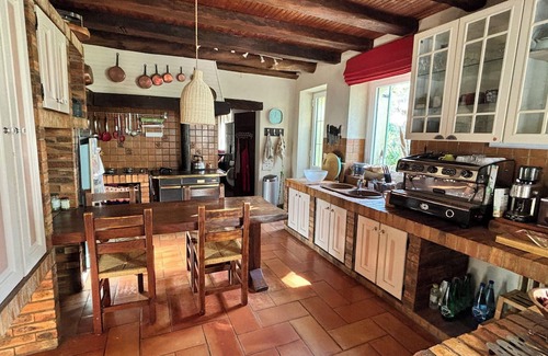 Bonnetable House | Country escape: cozy 10/12-person house in a natural setting.