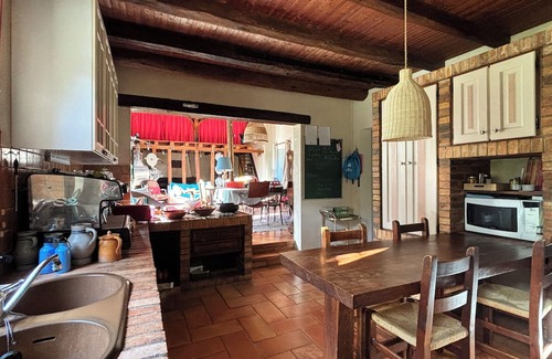 Bonnetable House | Country escape: cozy 10/12-person house in a natural setting.