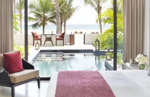 Salalah Hotel | Beach Retreat! Spa Facilities, Onsite Pool, Beach Access! Near Al Hisn Beach!