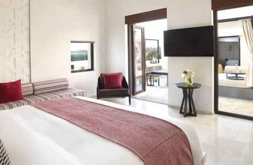 Salalah Hotel | Spacious 2BR Villas w/Plunge Pool! 2 Units, Gym Access & Free Parking!