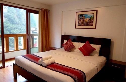 Aguas Calientes Hotel | THE QUETZAL MACHUPICCHU