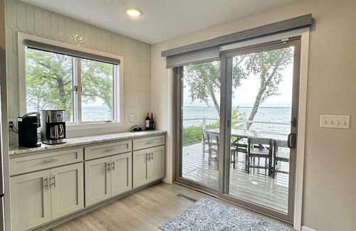 Spicer House | 4-bedroom lake home on beautiful Green Lake, Spicer, MN!