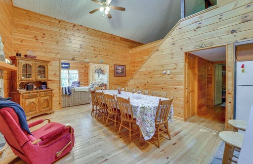 Petersburg Cabin | Cabin Comfort Near PSU! Fire Pit & On-Site Trails