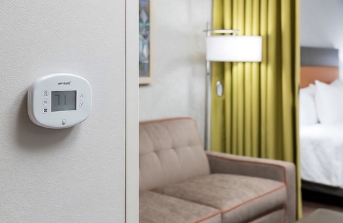 Airport North Hotel | Orlando Airport Hotel Suite | Free Breakfast + Shuttle Service | 3 Units