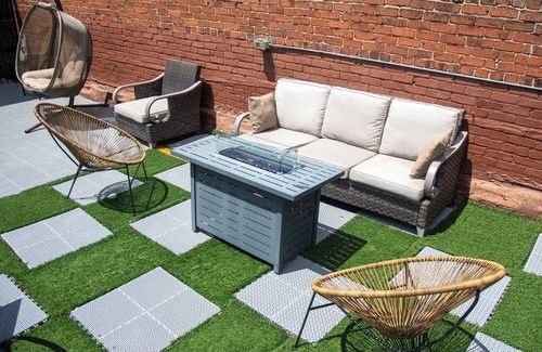 Castleberry Hill House | Spacious 3-Level Loft Stay in Downtown Atlanta
