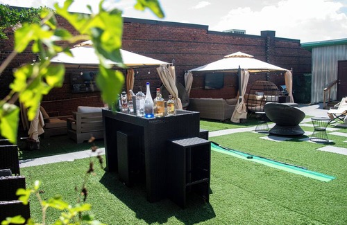 Castleberry Hill House | Spacious 3-Level Loft Stay in Downtown Atlanta