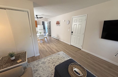 Cedar Rapids - Iowa City Apartment | Quiet Space Apartment