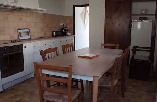 Creon-dArmagnac House | In a Wing of an Old Manor House
