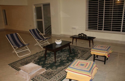 Bhubaneshwar Villa | Spacious 6-bedroom villa in lovely Bhubaneswar with AC