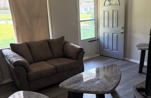Lafayette House | Enjoyable Furnished 2-bedroom 1 bath House in Lafayette