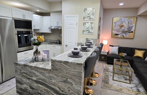 Dacula House | Charming 3-bedroom basement unit in lovely Dacula with AC.