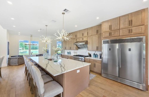 Grimes County Resort | Nature, Comfort, Elegance: 162 Acre Ranch-Resort
