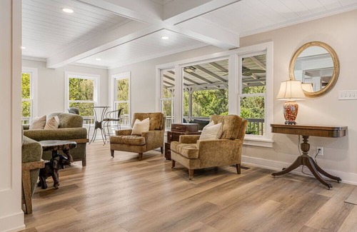 Candler House | Luxury Farmhouse Haven - Hike, Relax, Explore AVL