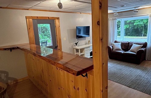 Danville Cabin | Cozy Vermont Cabin - Snowmobile, Bike, Ski & Relax
