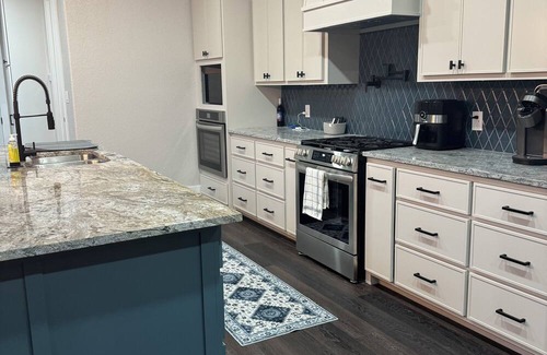 Jasper House | Large Living Minutes from Lake Sam Rayburn
