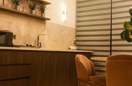 Selcuk Apartment | Elegant Ephesus Suites 2BR - Near Ephesus, Balcony, A/C, Wi-Fi