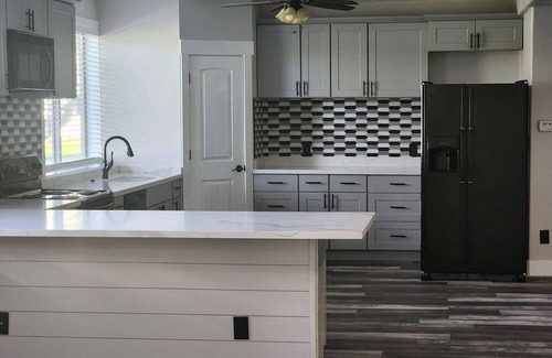 Bluffdale House | Spacious 10-bedroom house with AC, fitness room in charming Bluffdale