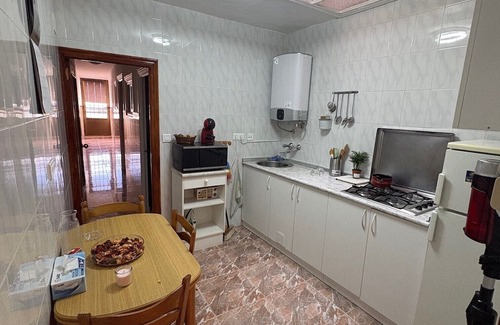 Nava del Rey House | House with patio