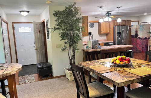 Poland Condo | 3-bedroom condo in beautiful Poland with 3 full bathrooms and 1 half bath.