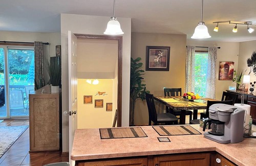 Poland Condo | 3-bedroom condo in beautiful Poland with 3 full bathrooms and 1 half bath.