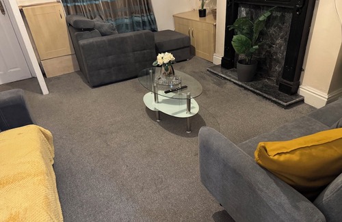 Accrington House | Cosy,Comfy Accrington Home