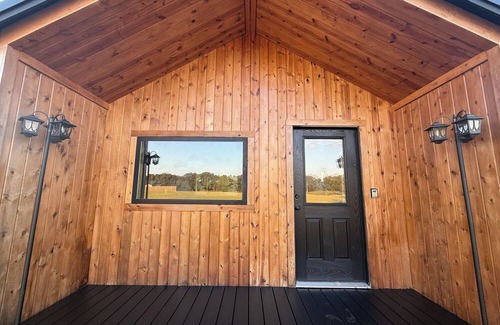 Athens Cottage | Emerald Homestead Cabin located near Lake Athens