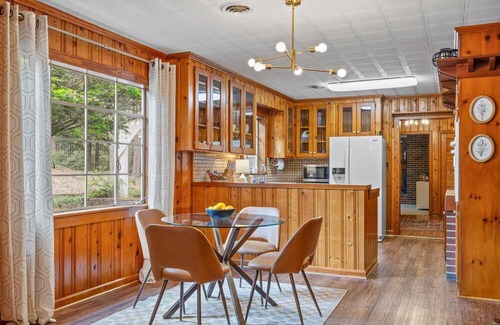 Cartersville House | 264 Euharlee Rd, Cartersville