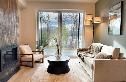 Mauricie Condo | Waterfront condo