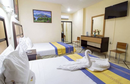Merida Municipality Hotel | Mérida Centro Retreat w/Outdoor Pool, Garden Views & Walkable Cultural Hotspots
