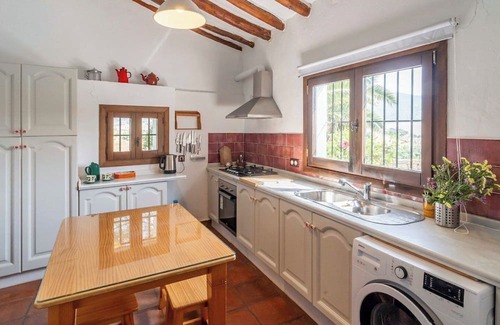 Algodonales Villa | Casa Madrigueras Algodonales by Ruralidays