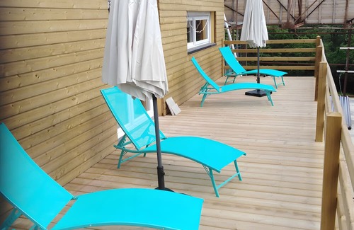 Signy-lAbbaye House | Large Holiday Home for 15 People in the Heart of the Forest