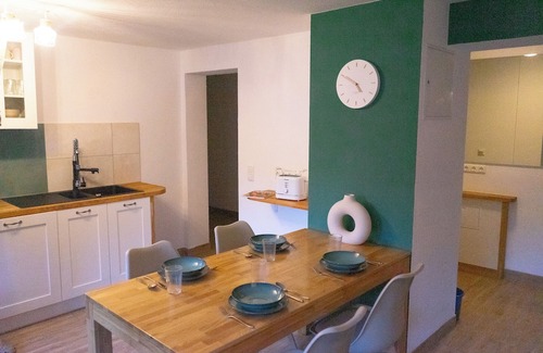 Watterbach Apartment | Comfortable vacation apartment with sauna and large living and dining area
