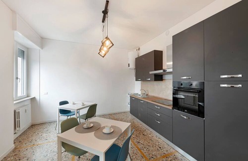 Citta Bassa Apartment | Room 'Enza 2' with Wi-Fi