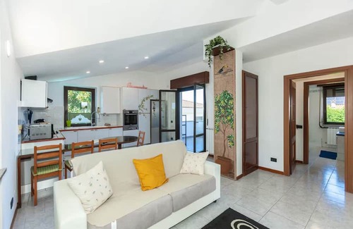 Carbonate Apartment | Cozy apartment a few kilometers from Milan, Como,Varese,Lugano