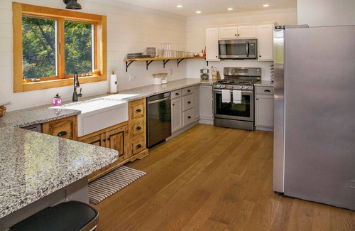 Naples Cabin | Naples Hideaway-Hot tub, private, unforgettable!