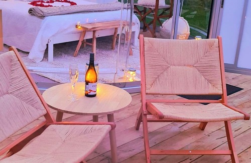 Mount Vincent House | The Hunter Valley Star Gazing Bubble Hotel.the only one of its kind in NSW