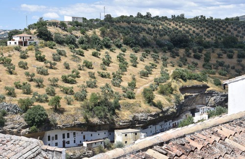 Setenil de las Bodegas House | Alojamiento Rural El Aroma del Dulce en Setenil de las Bodegas Casa Centrica